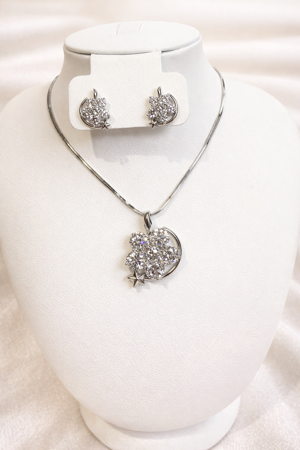 14k White Gold Plated CZ Flower & Star Jewelry Set 18” Flat Snake Chain
