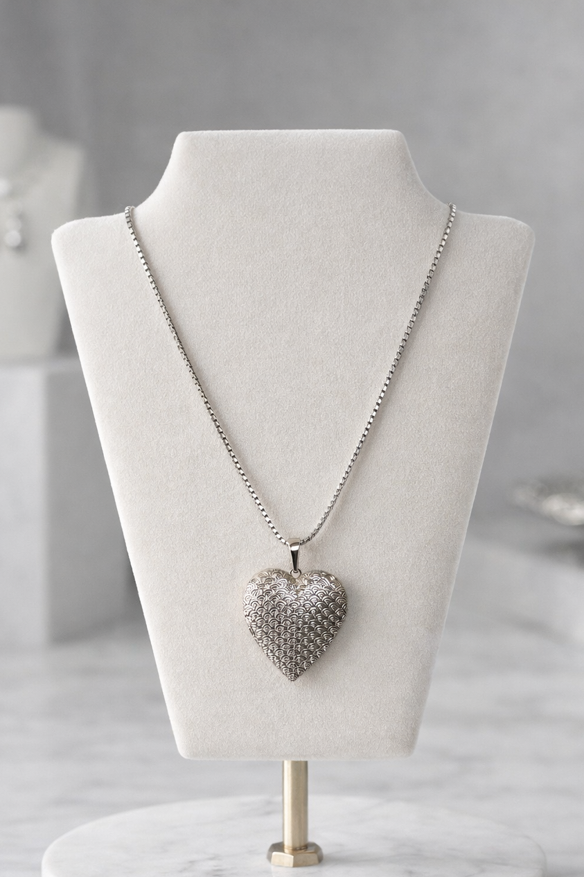 Eternal Love Heart Locket 24” 2mm Box Chain Necklace