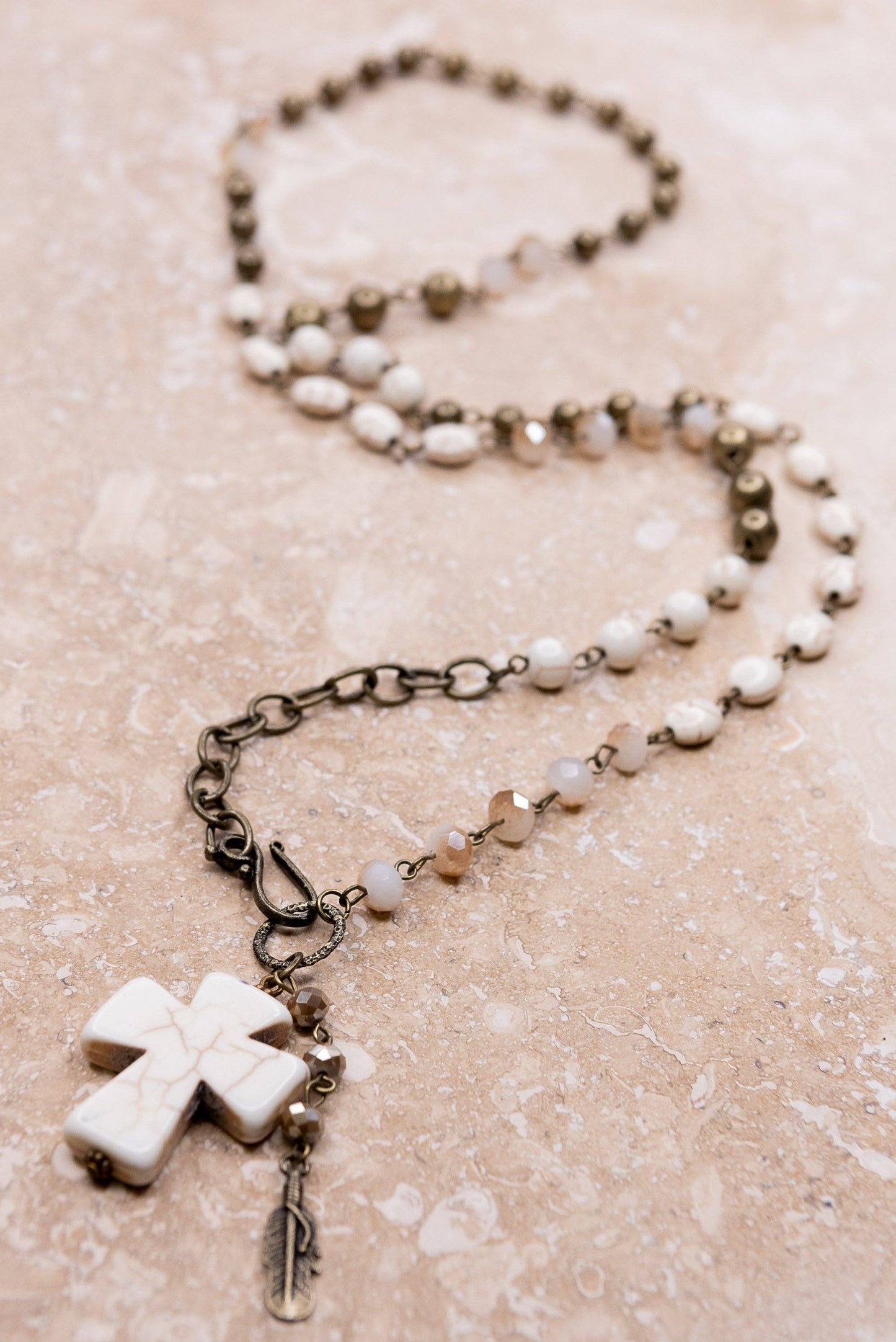 Valerie Necklace in White