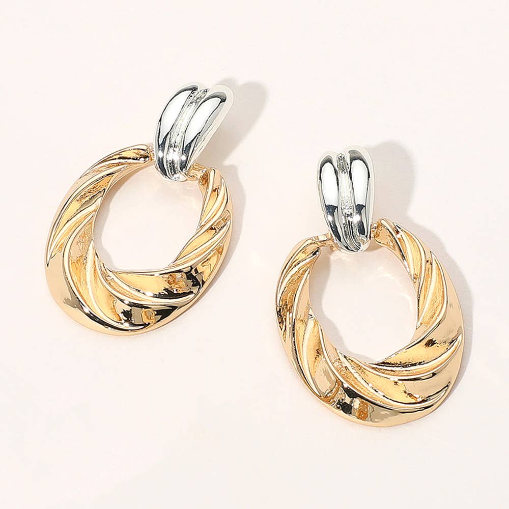 Two Tone Textured Metal Oval Doorknocker Earrings: Gold Silver