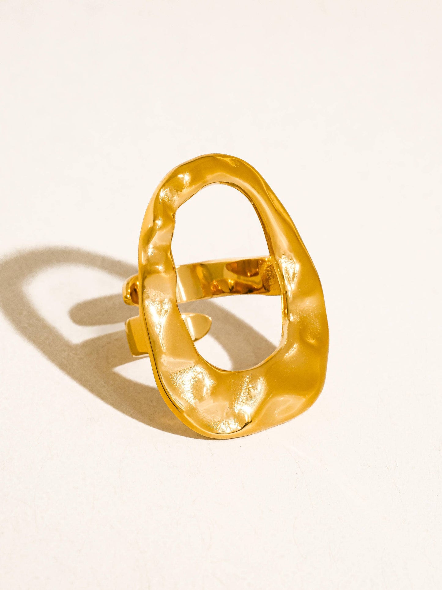18K Gold Non-Tarnish Statement Rings: Aurithra-Oval