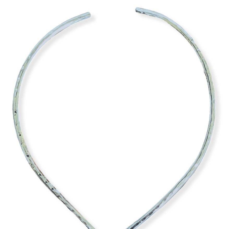 Choker Necklace V Shaped Hammered Alpaca Silver One Size