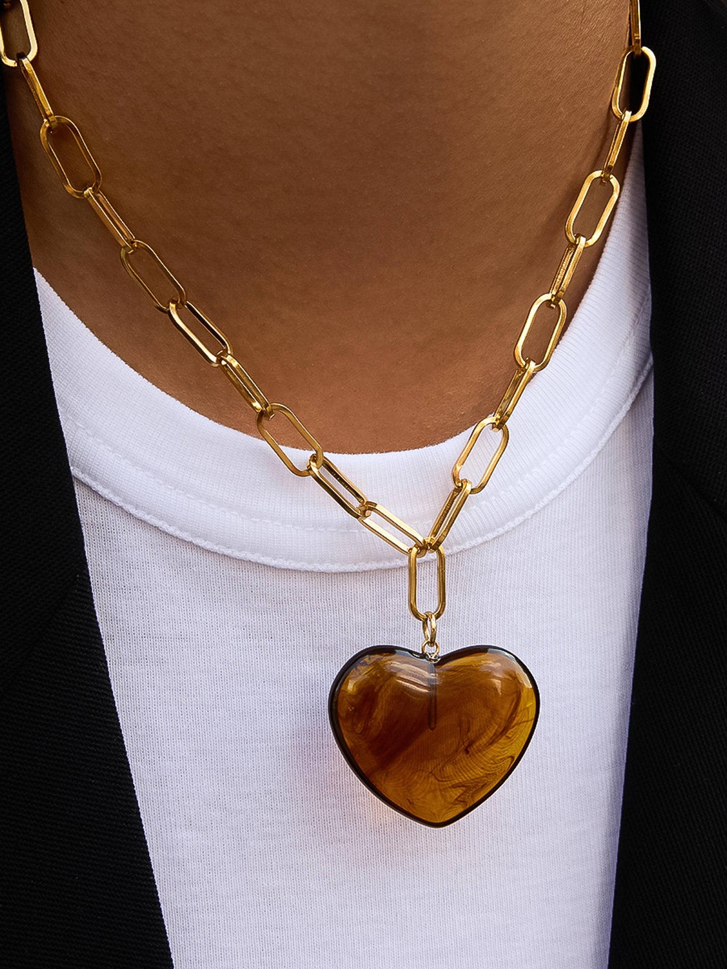 Rouelle 18K Gold Non-Tarnish Heart Chain Necklace: White