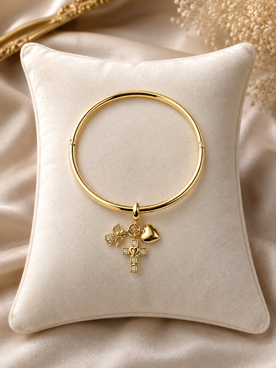 14k Gold Plated XP 7.5” Charm Bangle Bracelet 4.5mm