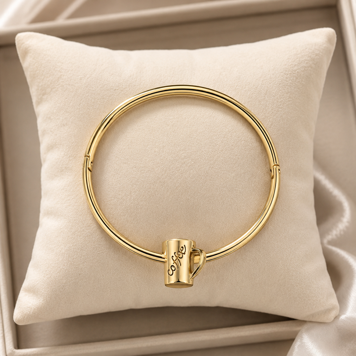 14k Gold Plated XP 7.5” Charm Bangle Bracelet 4.5mm