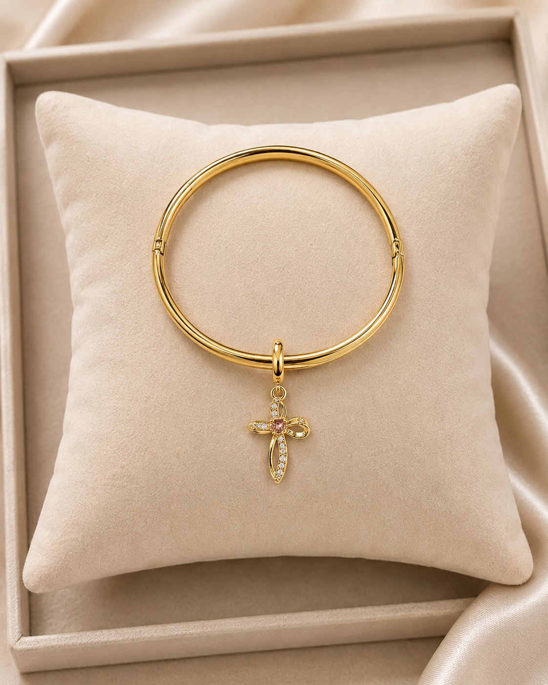 14k Gold Plated XP 7.5” Charm Bangle Bracelet 4.5mm