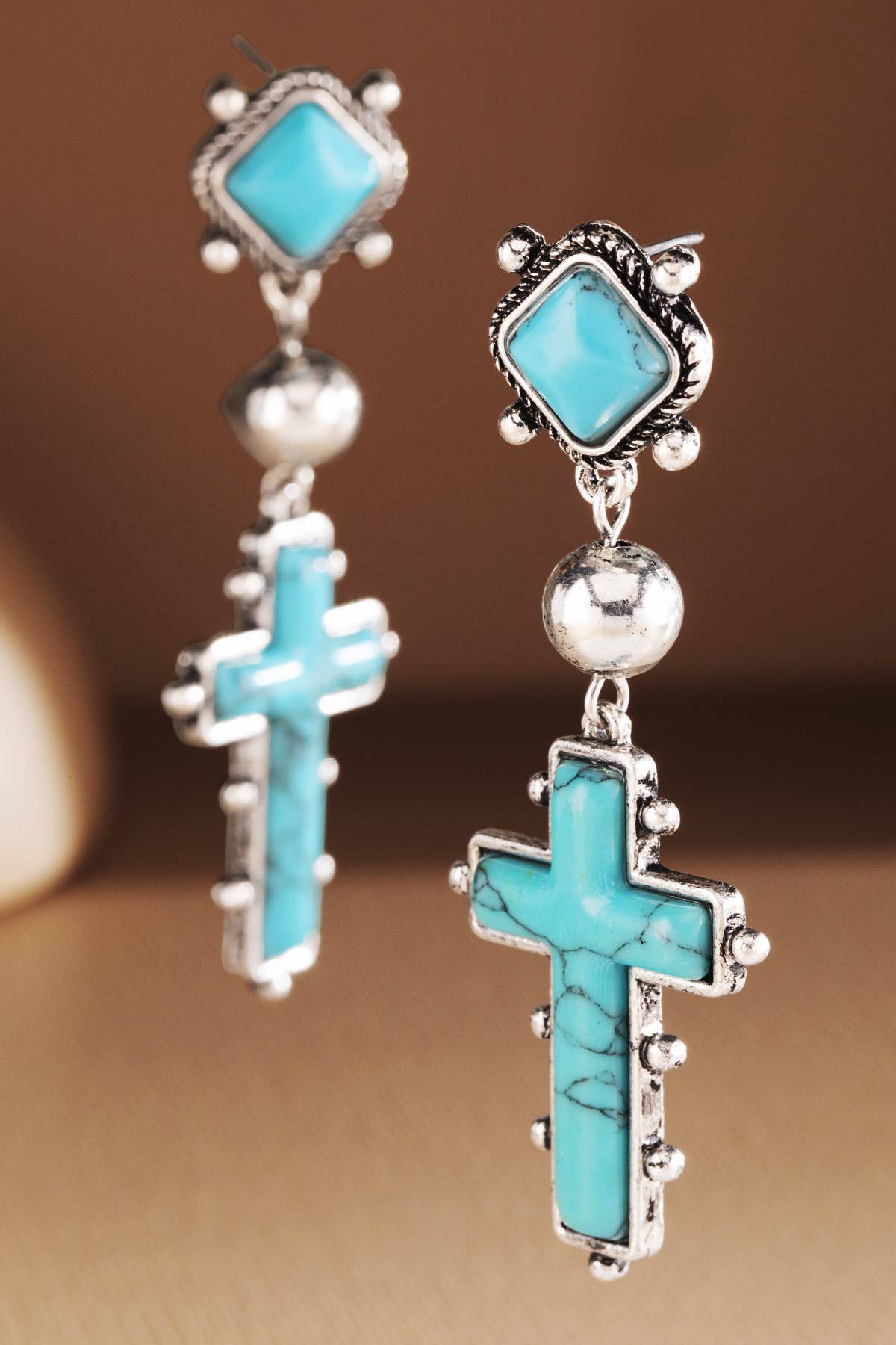 Western Hand Stone Dangle Cross Post Earrings: TURQUOISE(SBTQ)