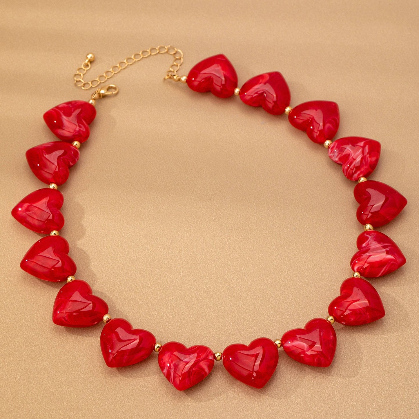 LARGE HEART SHAPE BEADED NECKLACE | 80N92654: Red