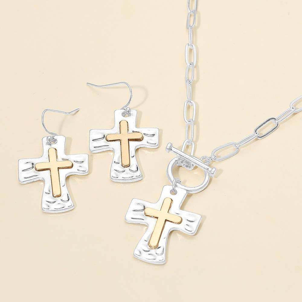 Brushed Hammered Metal Cross Pendant Paperclip Chain Toggle Necklace: Two Tone,Worn Silver