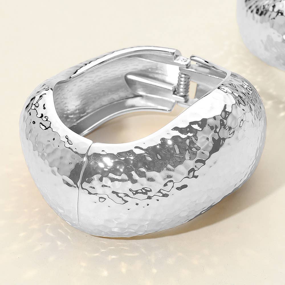 Chunky Hammered Metal Wavy Hinged Bangle Bracelet: Rhodium